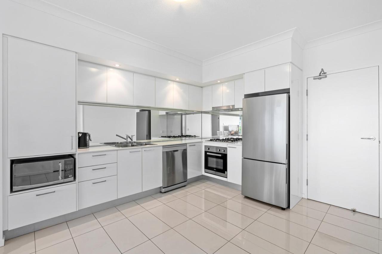 Harbour Quays Apartments Гоулд Коуст Екстериор снимка