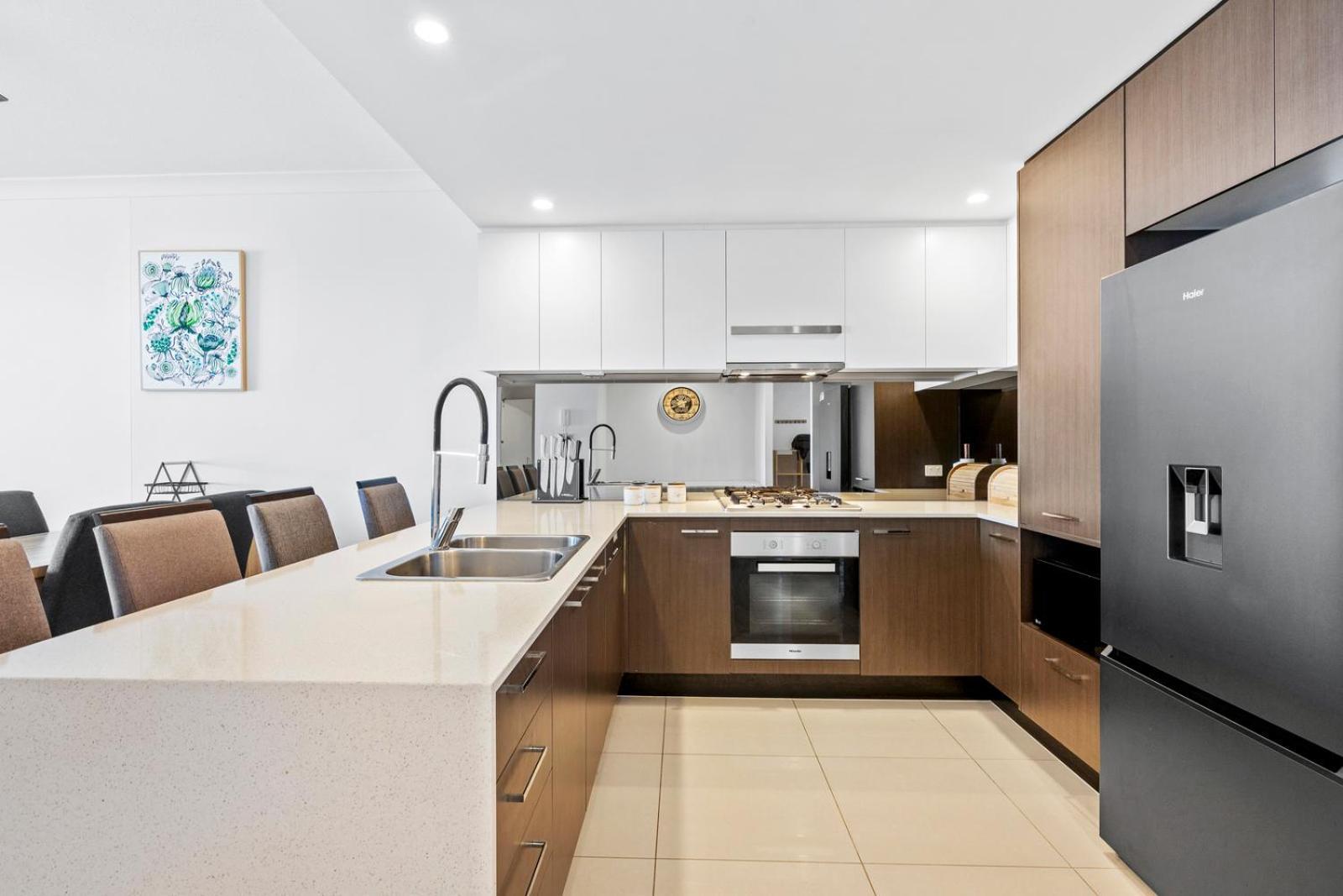 Harbour Quays Apartments Гоулд Коуст Екстериор снимка